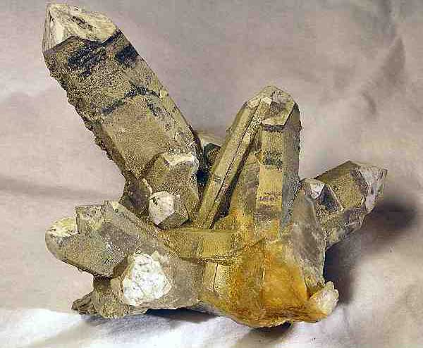 quartz var. rock crystal, facetted - Landsverk I, Evje